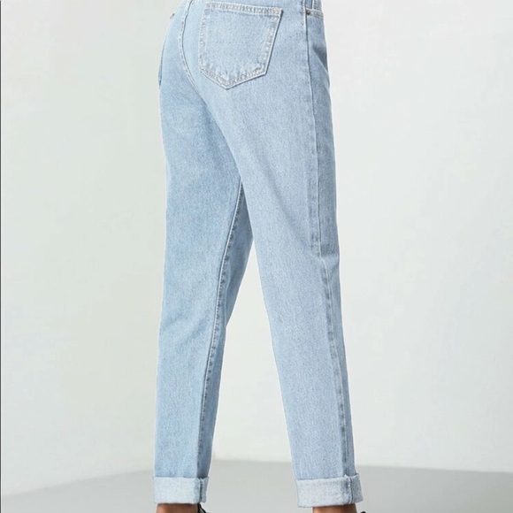 Snow Wash High-Rise Straight Jeans - Picture 3 of 6